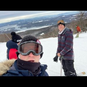 Meet your Posher, Austin